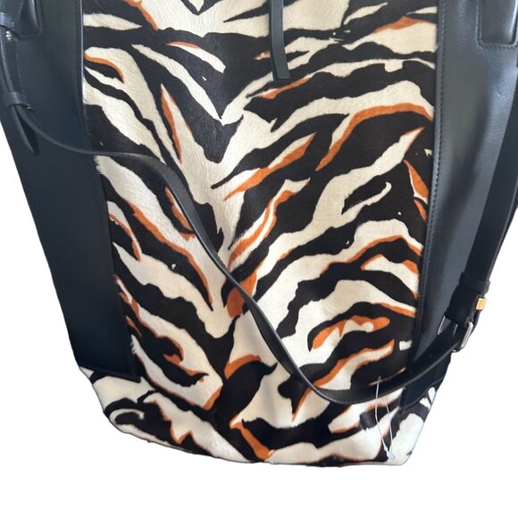 BALENCIAGA Limited Bergdorf Goodman 111th Aniv Zebra CalfHair Kendall Bucket Bag - Picture 7 of 16